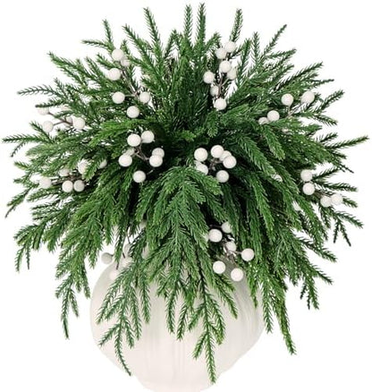 Lifelike Red Berry Wreath Decoration Holiday Decor Arrangement