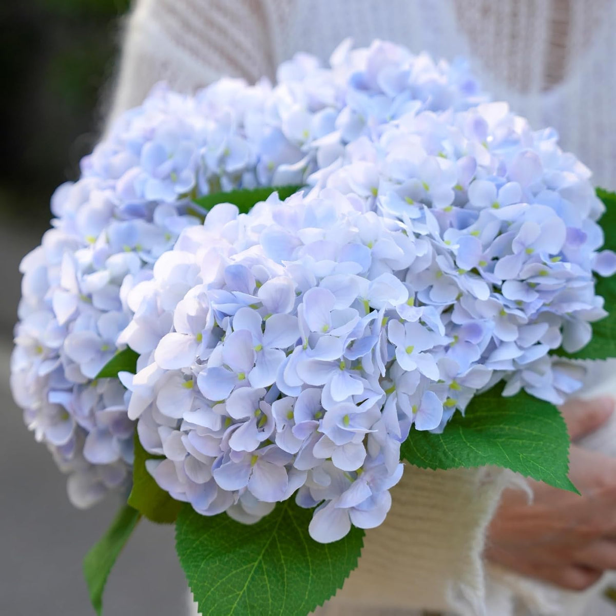 5 Pcs Hydrangea Artificial Flowers, Faux Silk Hydrangea Flores with Stems, Fake Flowers for Valentine Wedding Bouquet Kitchen Home Office Party Tables Vase Outdoor Decor (Pink, 18.5 Inches)