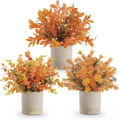Der Rose 3 Pack Mini Potted Fake Plants Artificial Plastic Eucalyptus Plants Topiaries for Home Office Desk Farmhouse Shelf Room Bathroom Decor(Green)