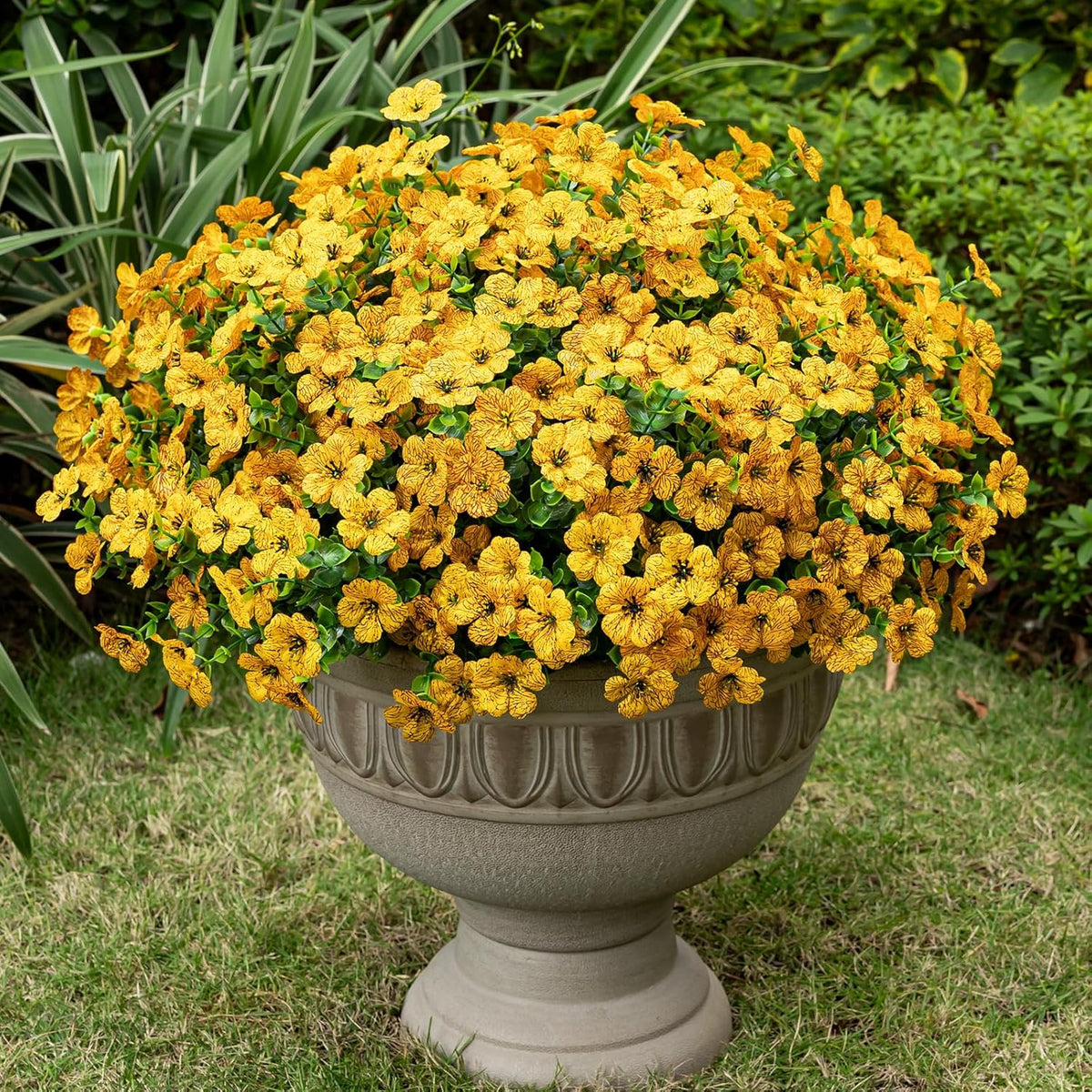 Lnoicy 20 Bundles Artificial Fake Flowers for Outdoor Faux Eucalyptus Flowers for Home Decoration, Fake Plants UV Resistant for Porch/Garden（White）