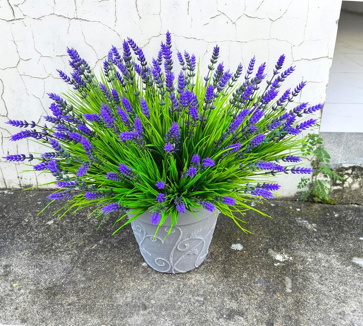 Artificial Plants Outdoor, 20 Pcs Fake Flowers UV Resistant Outdoor Artificial Lavender Flowers, Plastic Faux Plants for Porch Garden Planter Yard Window Box
