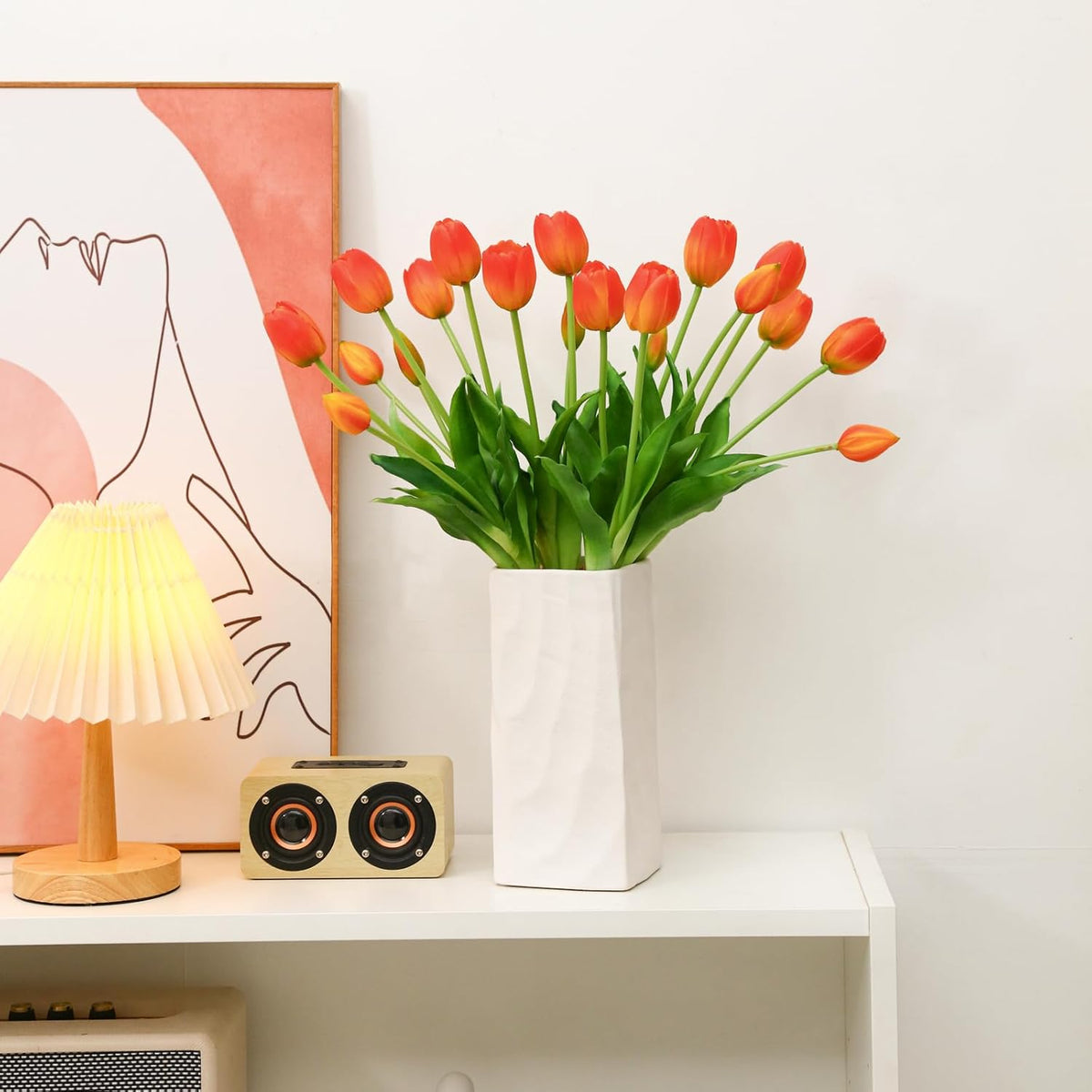 Artificial Flowers 20 Pcs Fake Tulips Real Touch, Faux Latex Tulips Flowers with Gift Box Soft Faux Tulips Bouquets Arrangements for Party Wedding Home Room Decoration (Orange)