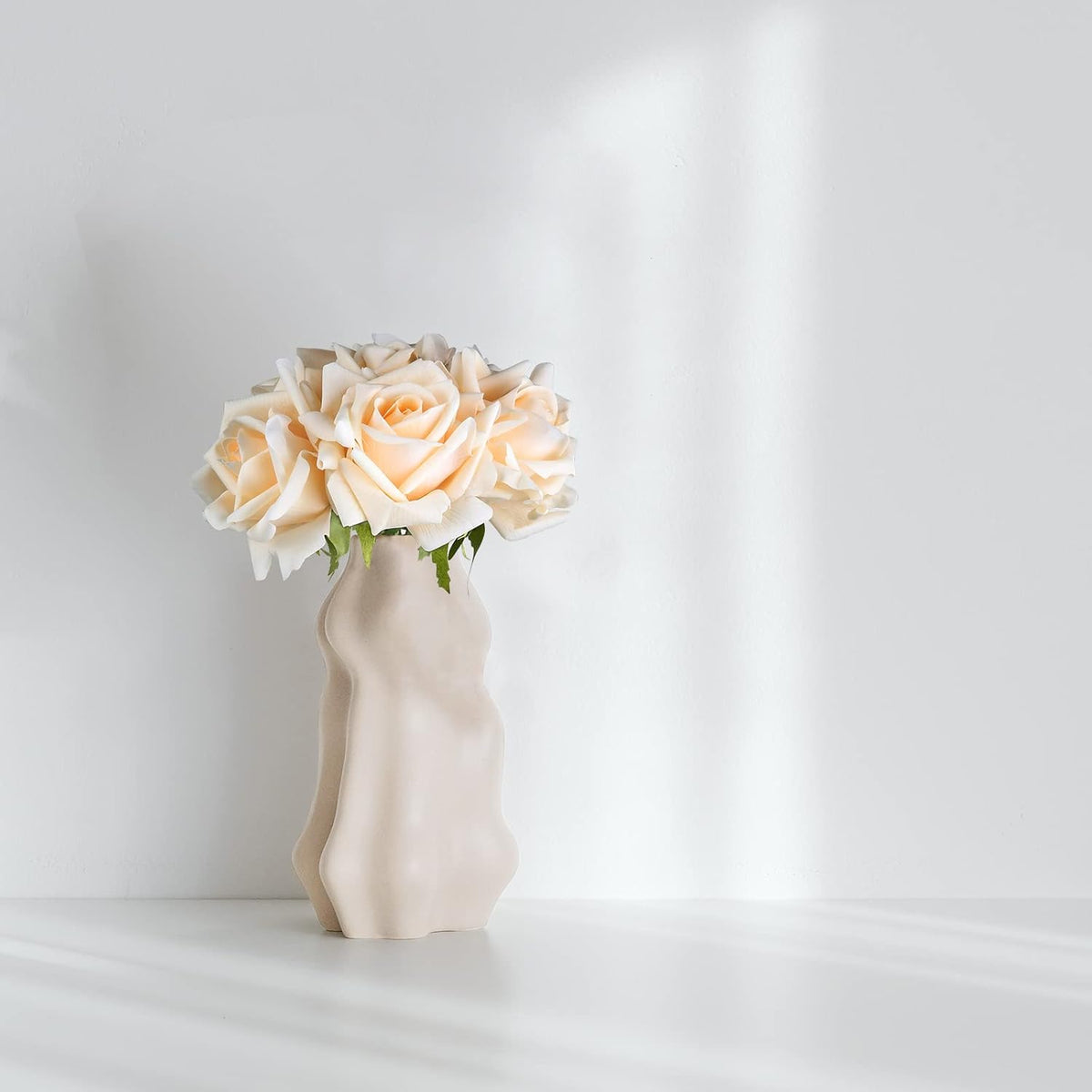 Eyamumo 7 Pcs Artificial Roses Flowers, Faux Silk Rose Artificial Flower, Real Touch Fake Flowers Decoration DIY for Wedding Party Home Office Decoration Dining Table Centerpiece