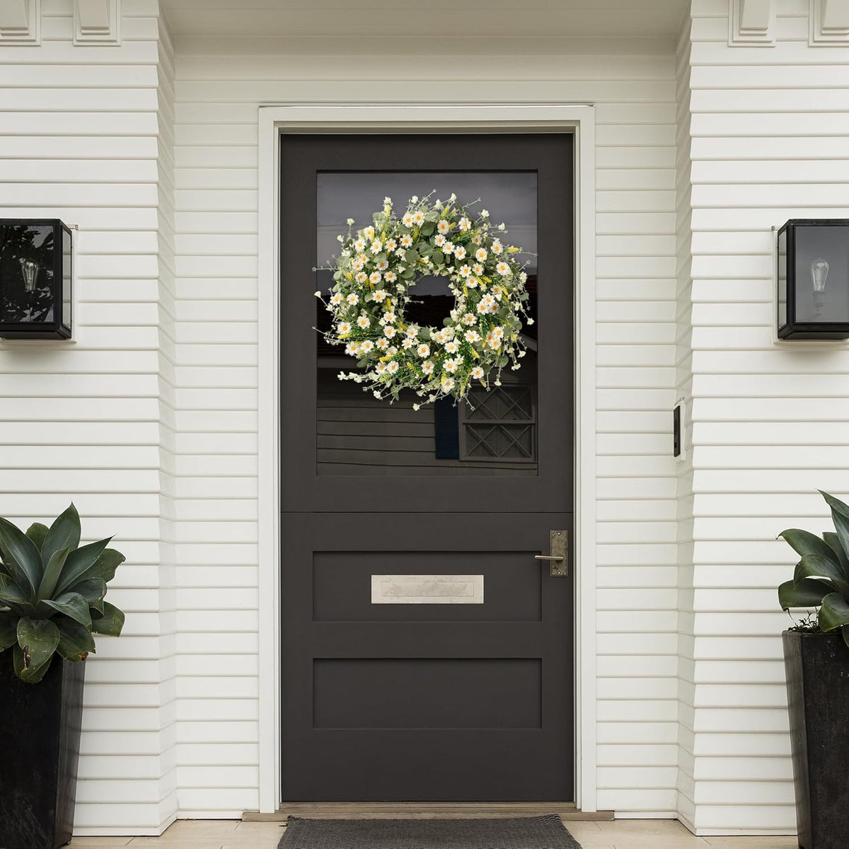 Sggvecsy White Daisy Wreath 24 Inch with Fake Silk Floral Green Eucalyptus Leaves and Lavender for Spring Summer Front Door Window Wall Wedding Farmhouse Festival Decor