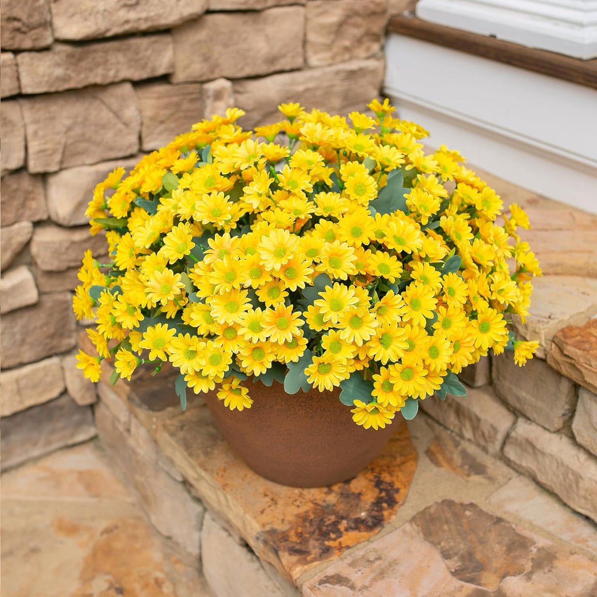 Daisy Artificial Flowers for Outdoors Decoration, 6 Bundles Fake Plants Flowers Bouquet Faux Flowers for Outdoor Planter Look Real UV Resistant Silk Flowers for Outside Front Door Porch Patio, Yellow