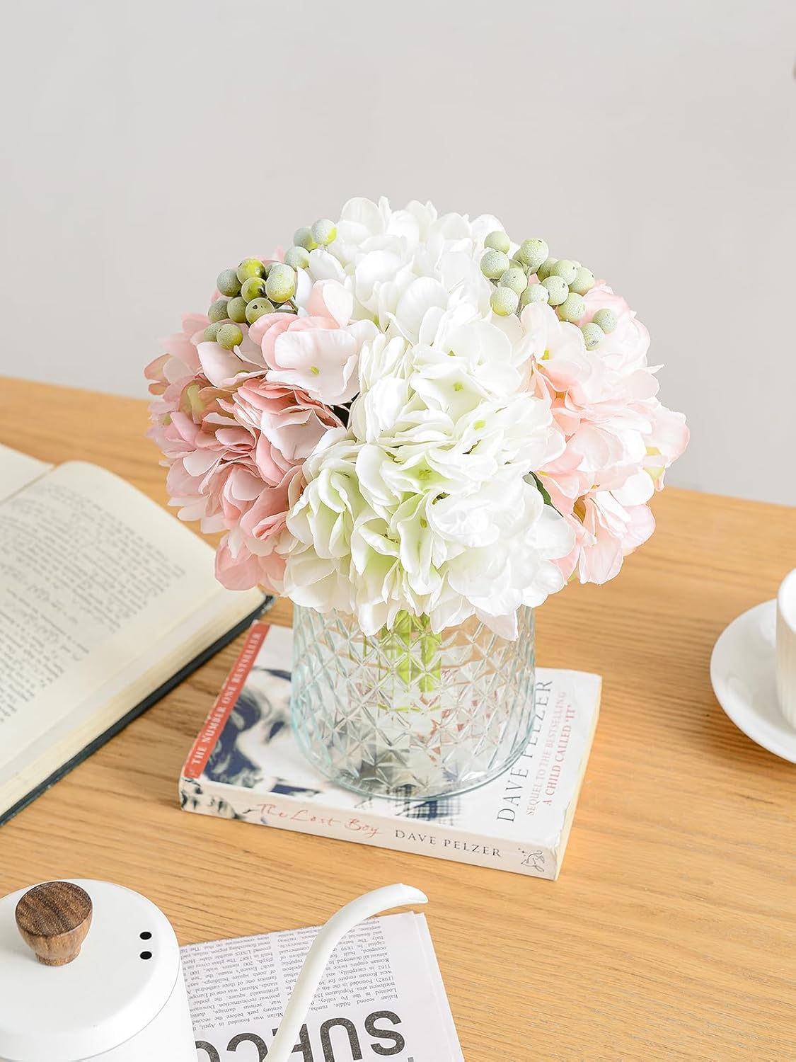 Hydrangeas Floral Arrangement in Glass Vase, Fake Flowers Silk Hydrangea Artificial Flowers with Vase for Home Office Decoration, Dining Table Centerpiece(Pink)